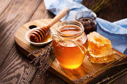 Sweeten Life Naturally — Discover the Pure Goodness of Honey! 